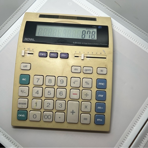 Vintage Royal LD140 12 Digit Solar & Battery Powered Calculator Flip Up Screen - Picture 3 of 7